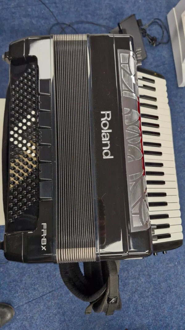 Roland FR8x V Accordion - Image 4